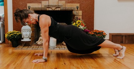 Cynthia Yoga/Fireplace